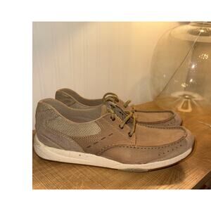 Men's Clarks Brown Leather Casual 10.5 Shoes.